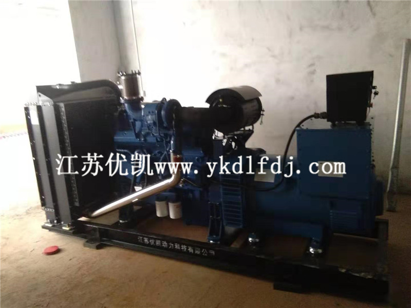 2021年8月13日，玉柴300KW柴油發(fā)電機組交付廣東茂名某養(yǎng)殖公司使用