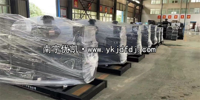 2022年7月28日，多臺上柴發(fā)電機(jī)組發(fā)貨某高速公路服務(wù)區(qū)