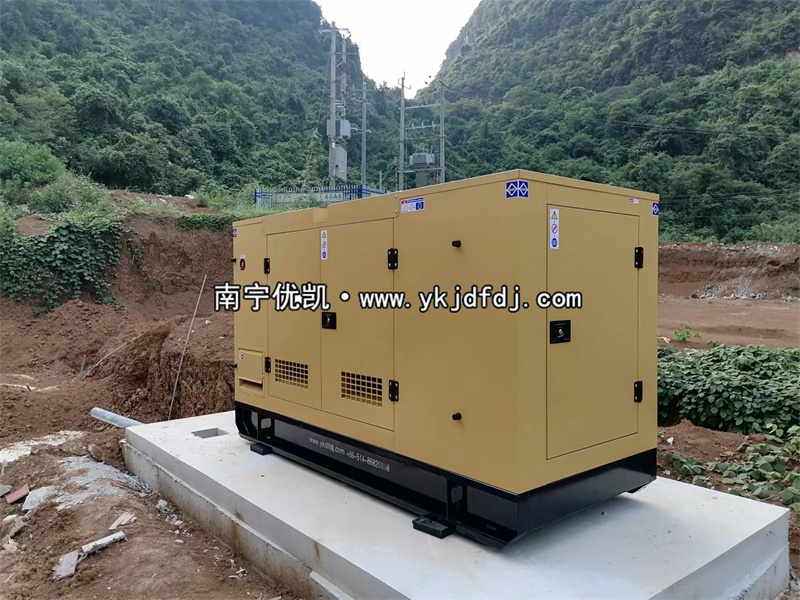 2022年9月24日，50KW、60KW、260KW三臺柴油發(fā)電機組發(fā)貨崇左